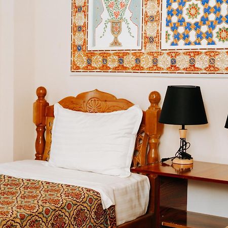 B-House Boutique With Terrace Hotel Bucara Exterior foto