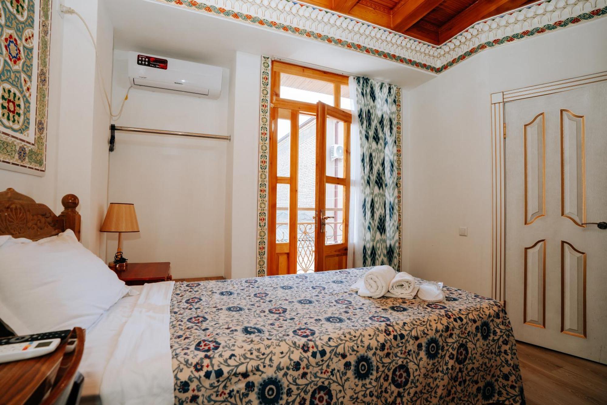 B-House Boutique With Terrace Hotel Bucara Exterior foto